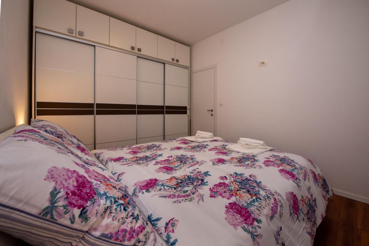 Apartment Miss Tina Трогир Экстерьер фото