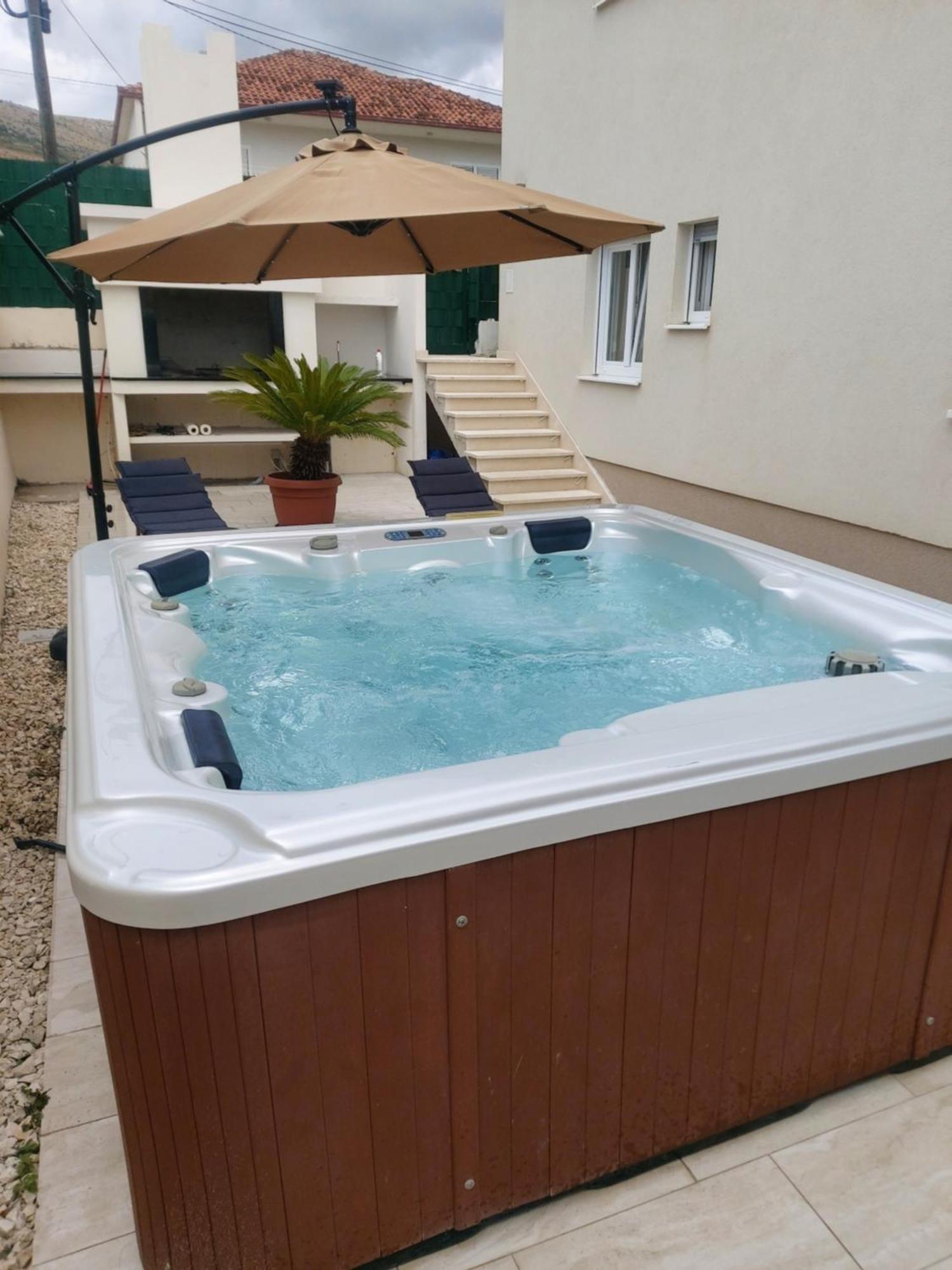 Apartment Miss Tina Трогир Экстерьер фото